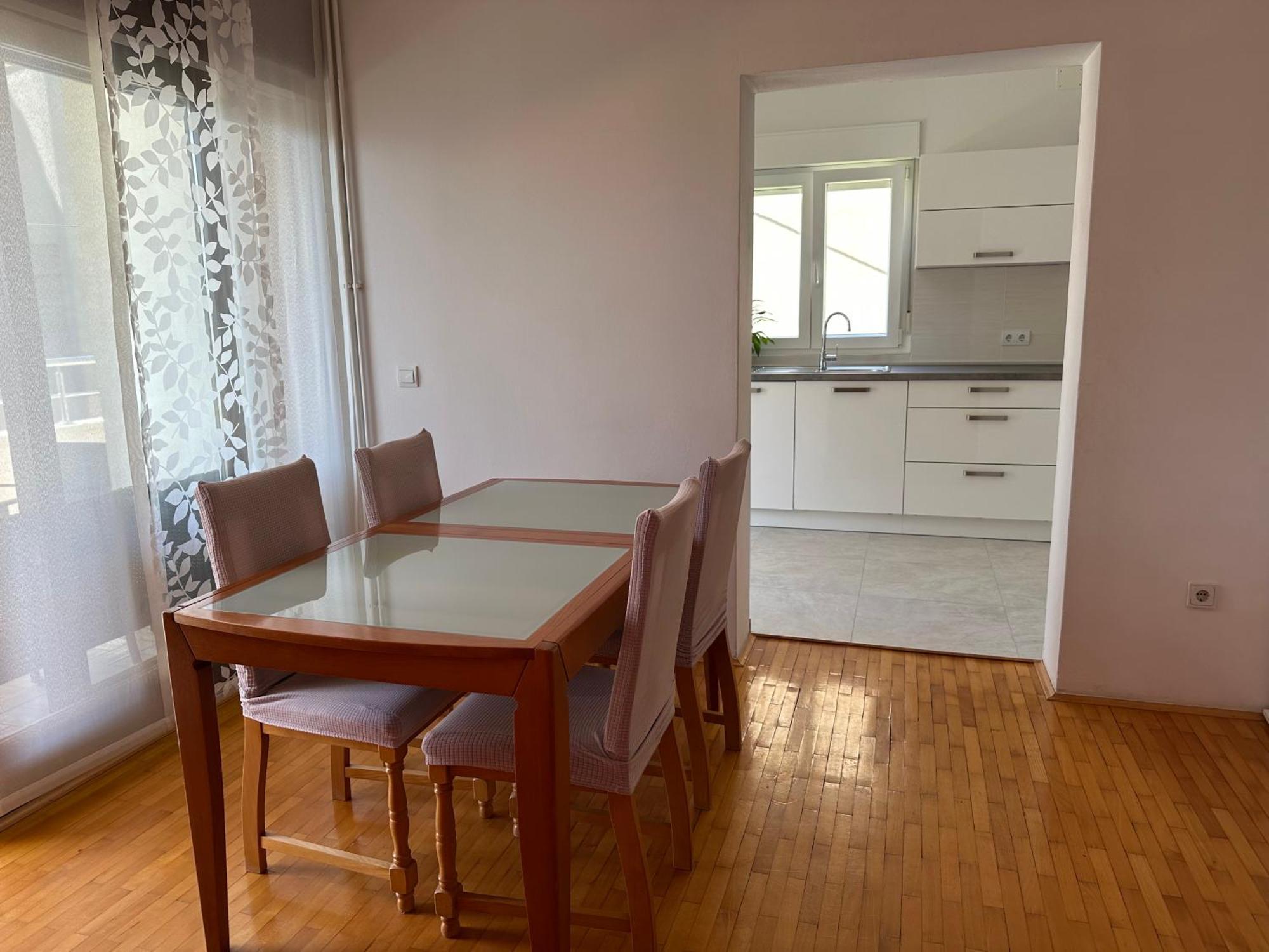 Apartman Three Roses *